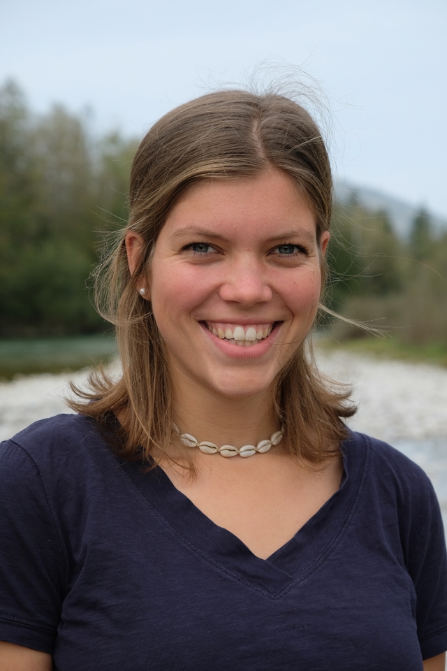 Lea Domaschke Portrait